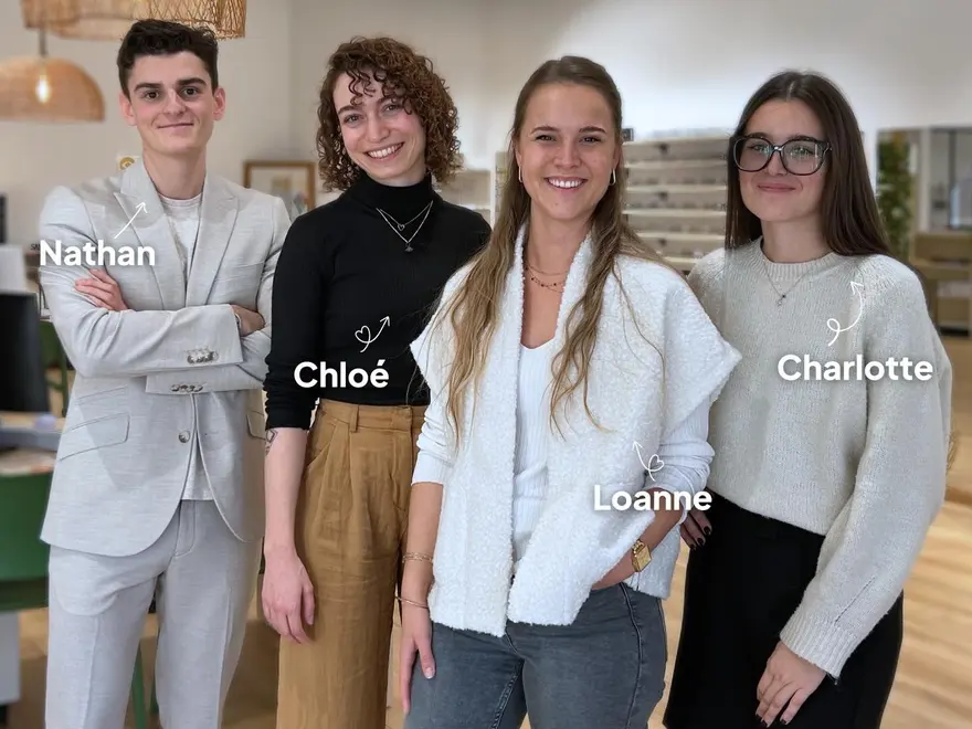 Nathan, Chloé, Loanne et Charlotte, l'équipe de L'Optique Valentinoise.